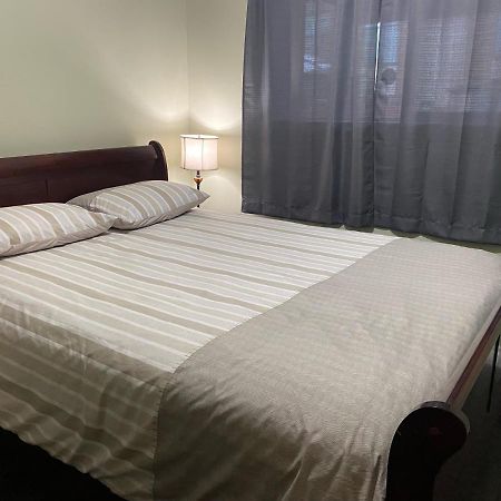 1 Bedroom Suite In Langford. Βικτώρια Εξωτερικό φωτογραφία