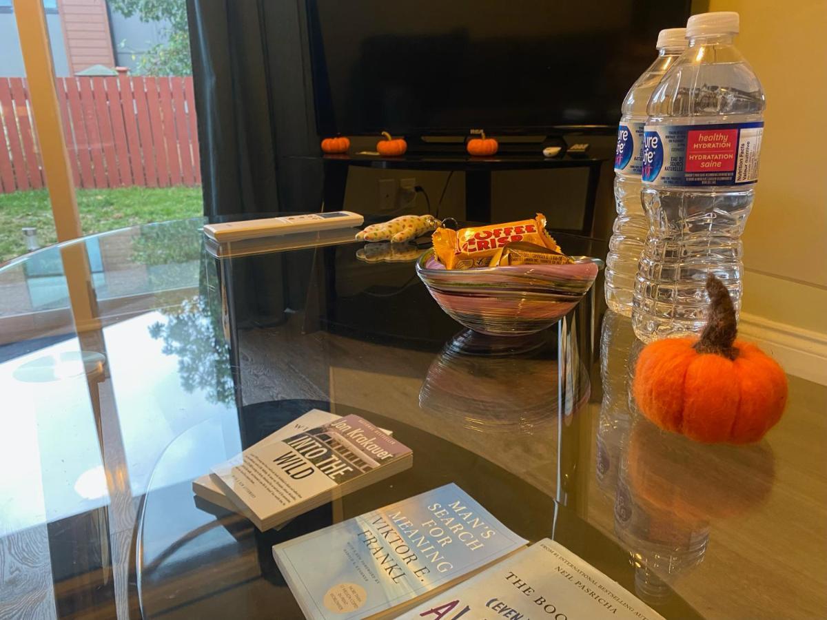 1 Bedroom Suite In Langford. Βικτώρια Εξωτερικό φωτογραφία